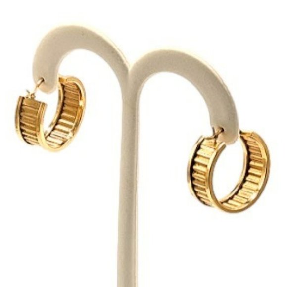 Estate textured round vintage 14K gold hoops - Picture 7 of 7
